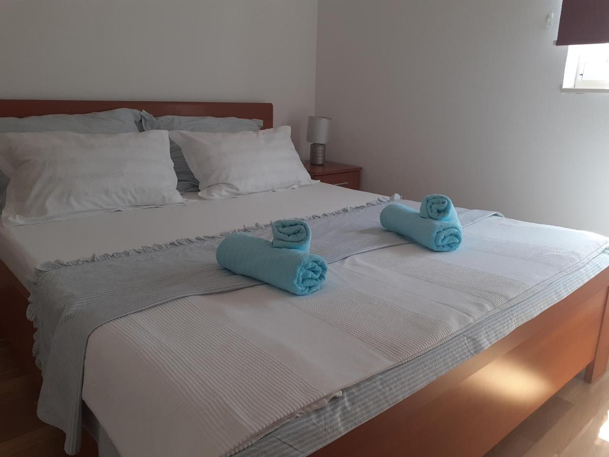 Apartments Gveric Σίμπενικ Εξωτερικό φωτογραφία
