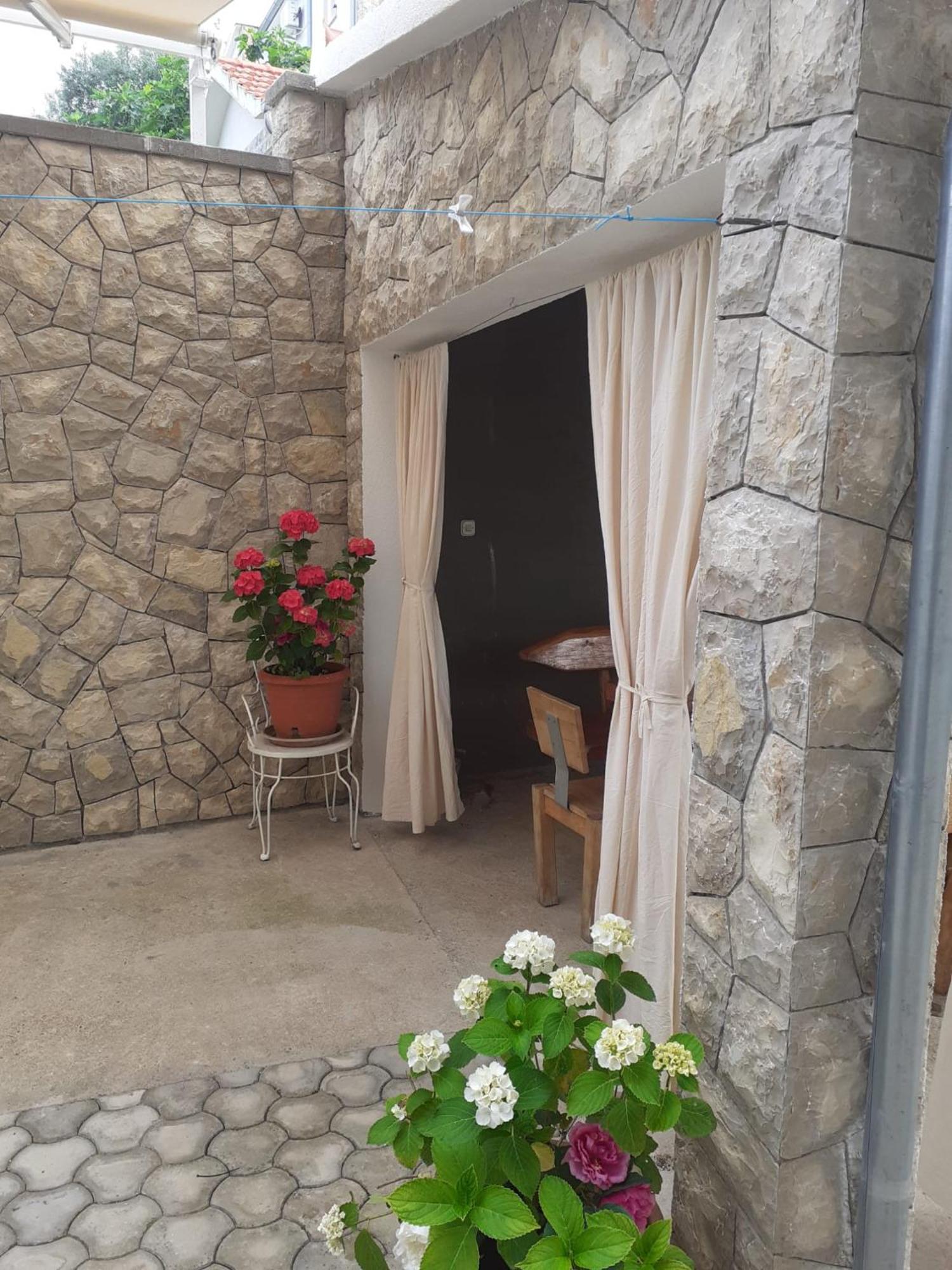 Apartments Gveric Σίμπενικ Εξωτερικό φωτογραφία