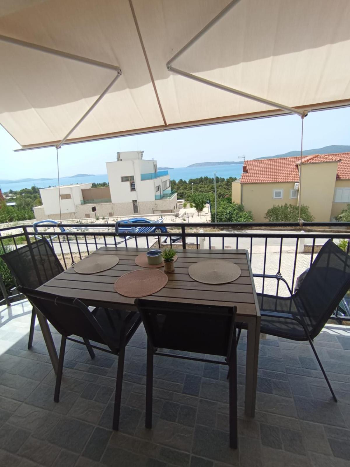 Apartments Gveric Σίμπενικ Εξωτερικό φωτογραφία