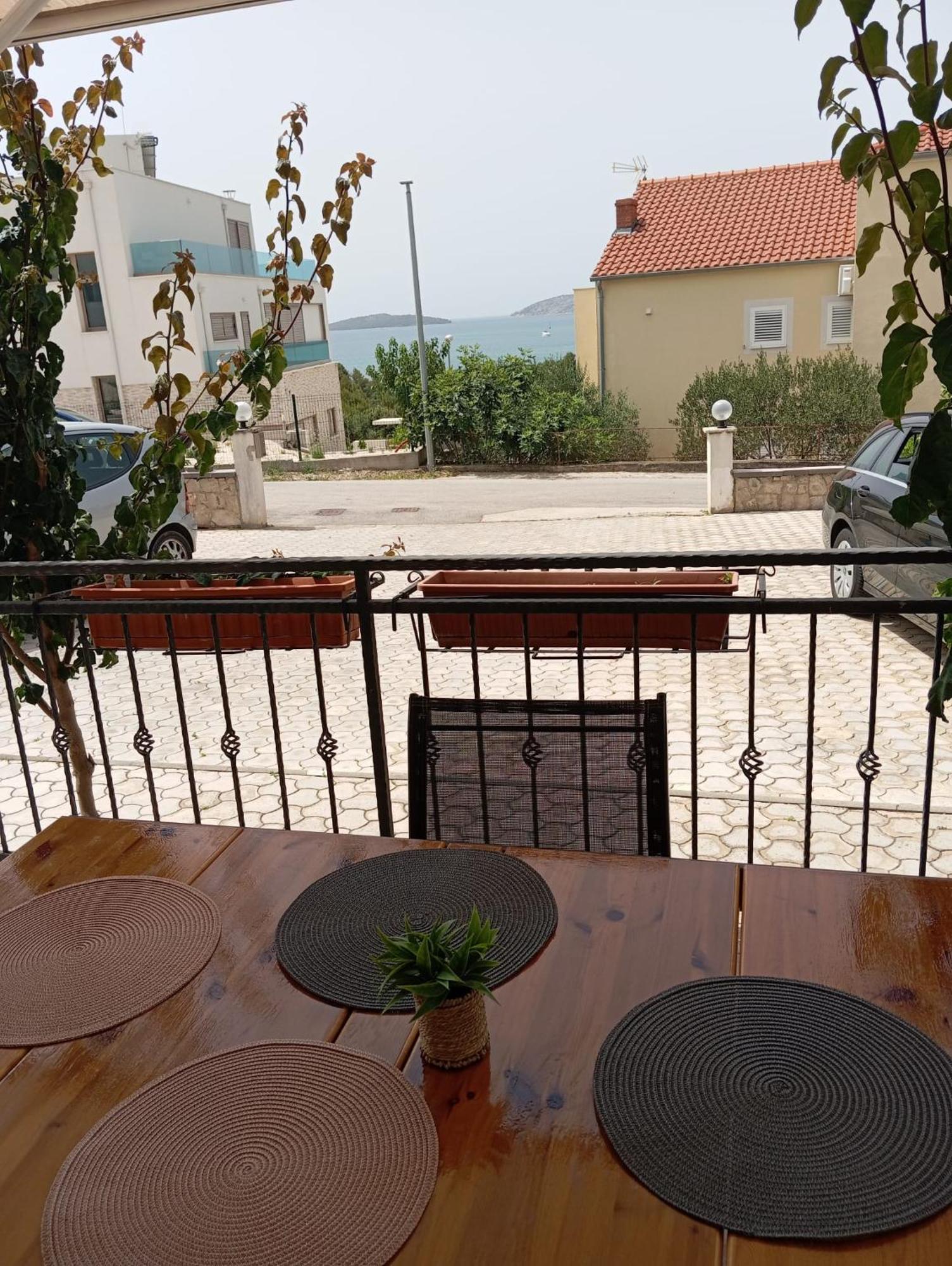 Apartments Gveric Σίμπενικ Εξωτερικό φωτογραφία