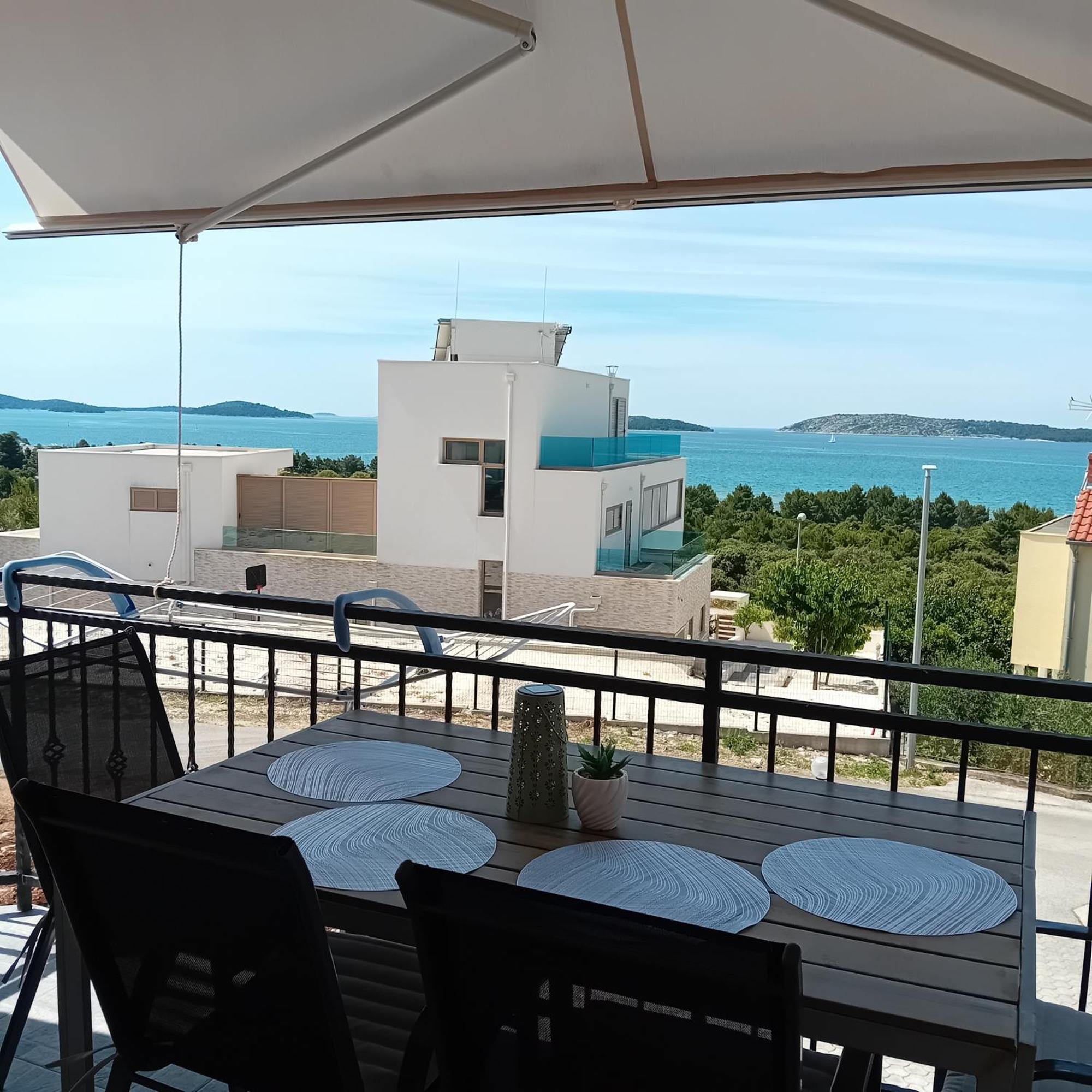 Apartments Gveric Σίμπενικ Εξωτερικό φωτογραφία
