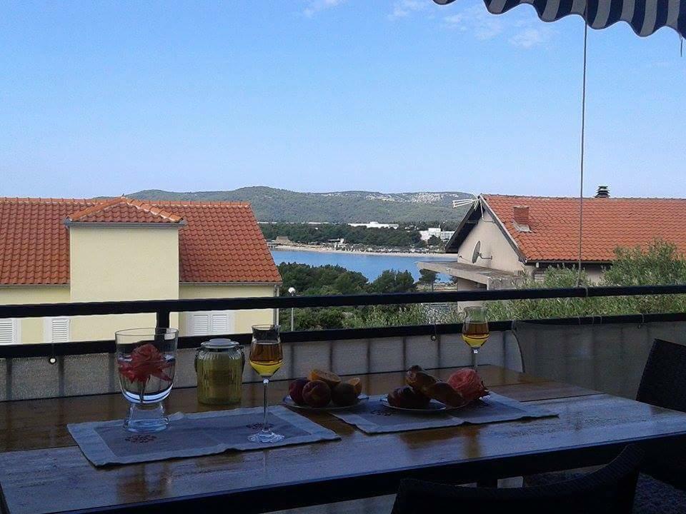 Apartments Gveric Σίμπενικ Εξωτερικό φωτογραφία